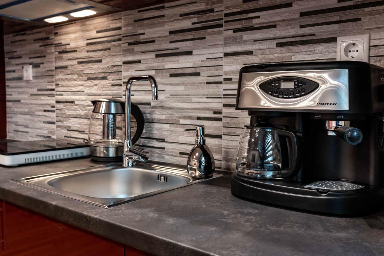 Acropolis Koukaki Newly Renovated 55Sq.M Apartment 아테네 외부 사진